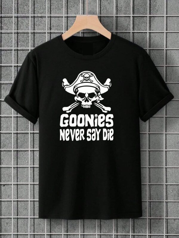 "Never Say Die" Slogan T-Shirt